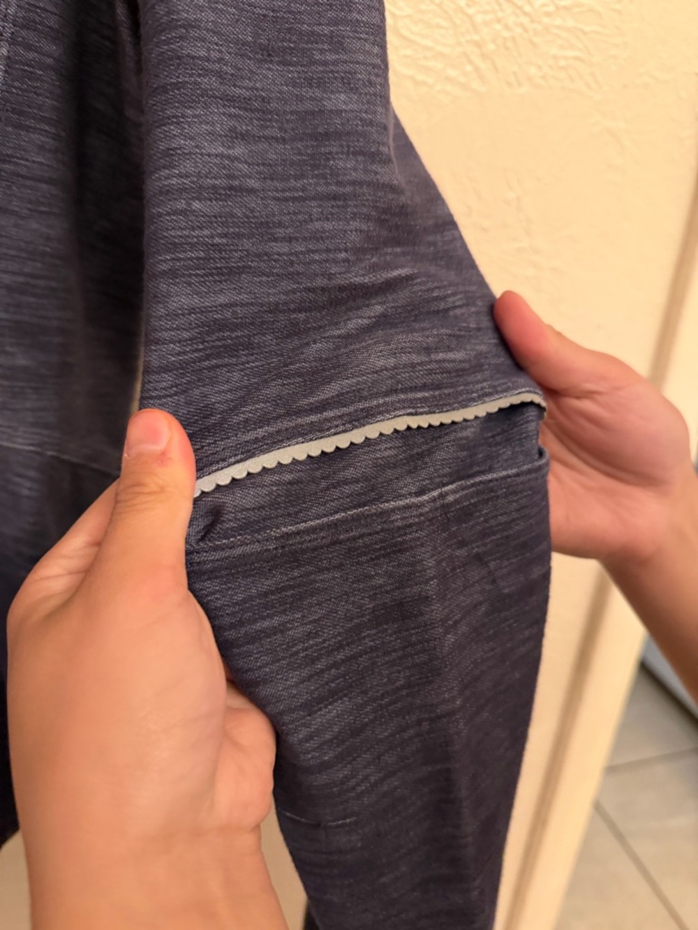 lululemon athletica Jacket - Picture 9 of 11
